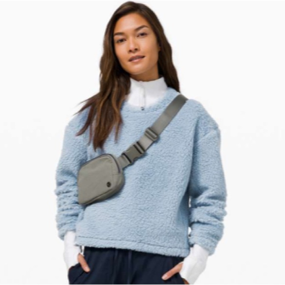 lululemon athletica Wool Whenever Crewneck Sweater Sherpa Fleece Size 10